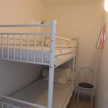 דירה A 200m De La Plage, Appart. Avec Jardin Pour 4 Pers., Animaux Et Parking Admis - Fr-1-823-20 *