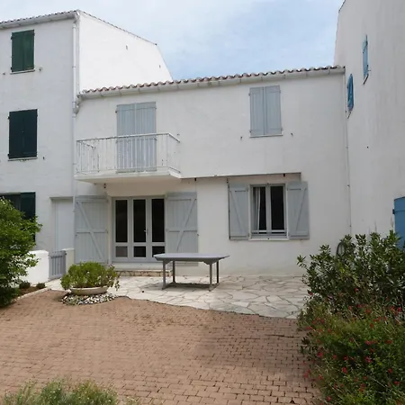 A 200m De La Plage, Appart. Avec Jardin Pour 4 Pers., Animaux Et Parking Admis - Fr-1-823-20